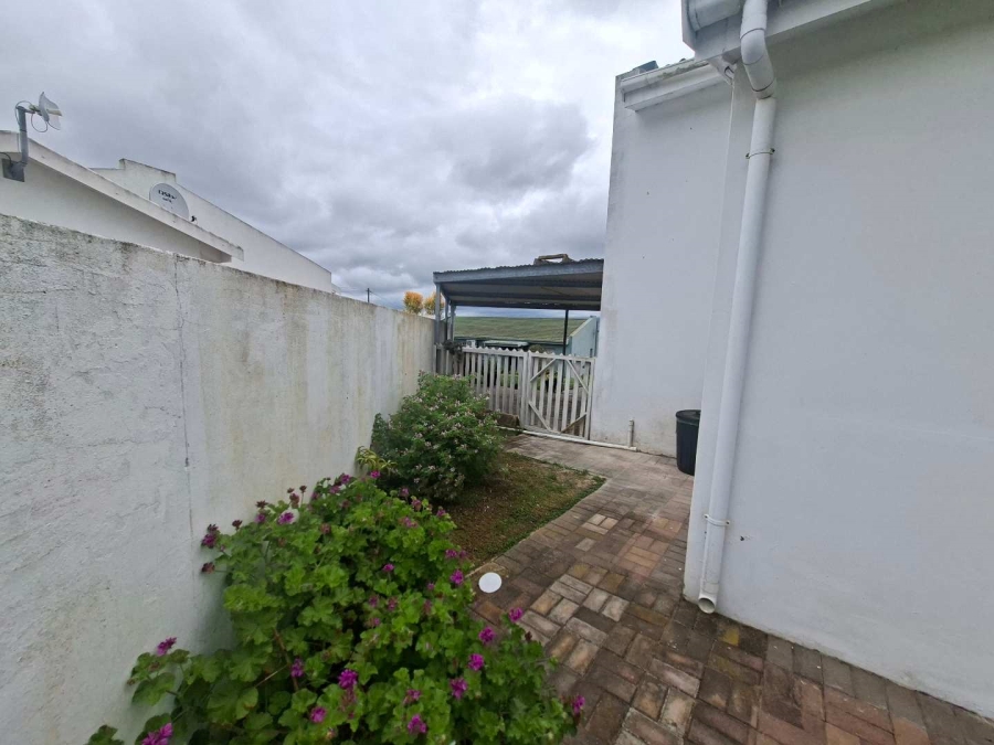 3 Bedroom Property for Sale in Fraaiuitsig Western Cape